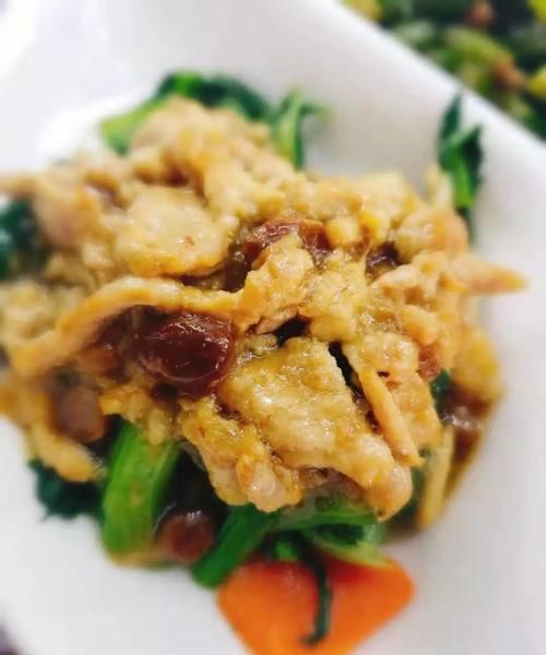 碧水芙蓉是什么意思