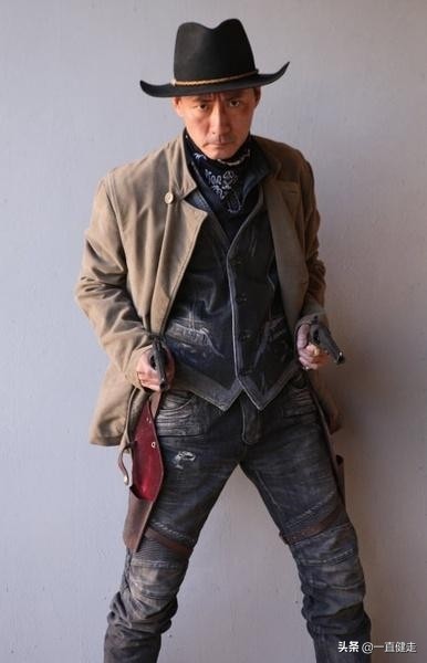 《传奇英雄——燕双鹰》