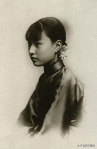 ​一组孟小冬老照片带你一睹芳容：长相漂亮有气质，堪称国色天香