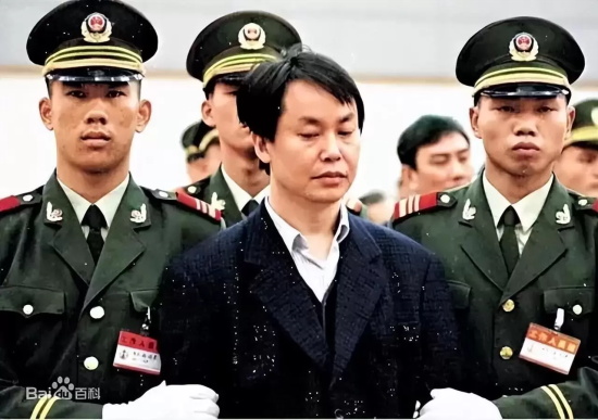 香港枭雄片有哪些好看的（香港电影十大系列之枭雄传记片）